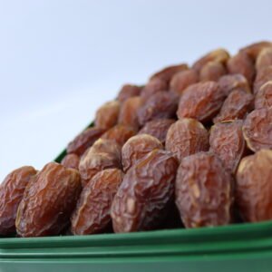 Majdoul Dates A Grade – Premium Quality (1 Kg)